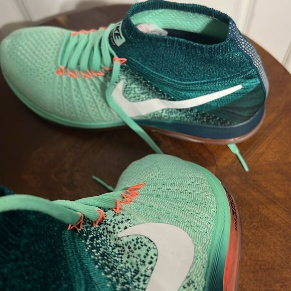 🔥 Nike Zoom All Out Flyknit ‘Green Glow’ 845361-300 Women’s Size 9.5 - PERFECT - Picture 11 of 12